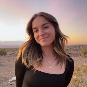 Meet your Posher, Krissy